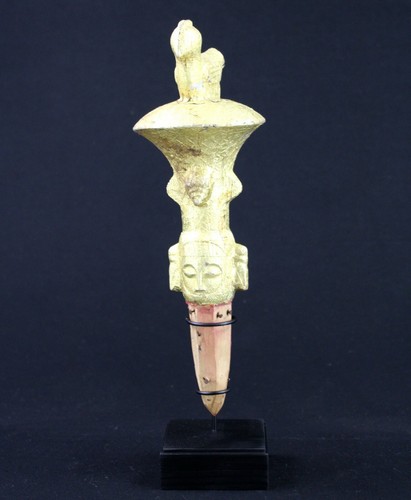 Art africain ancien manche - -,